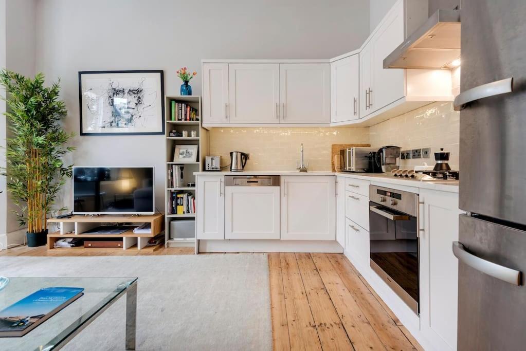 Apartamento Contemporary Clapham Living Londres Exterior foto